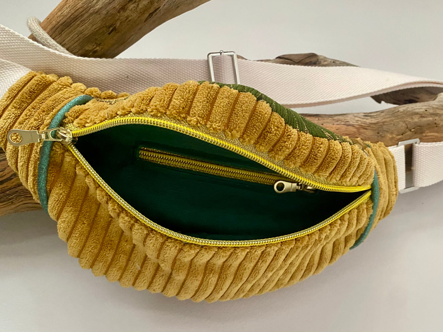 BANANE velours moutarde