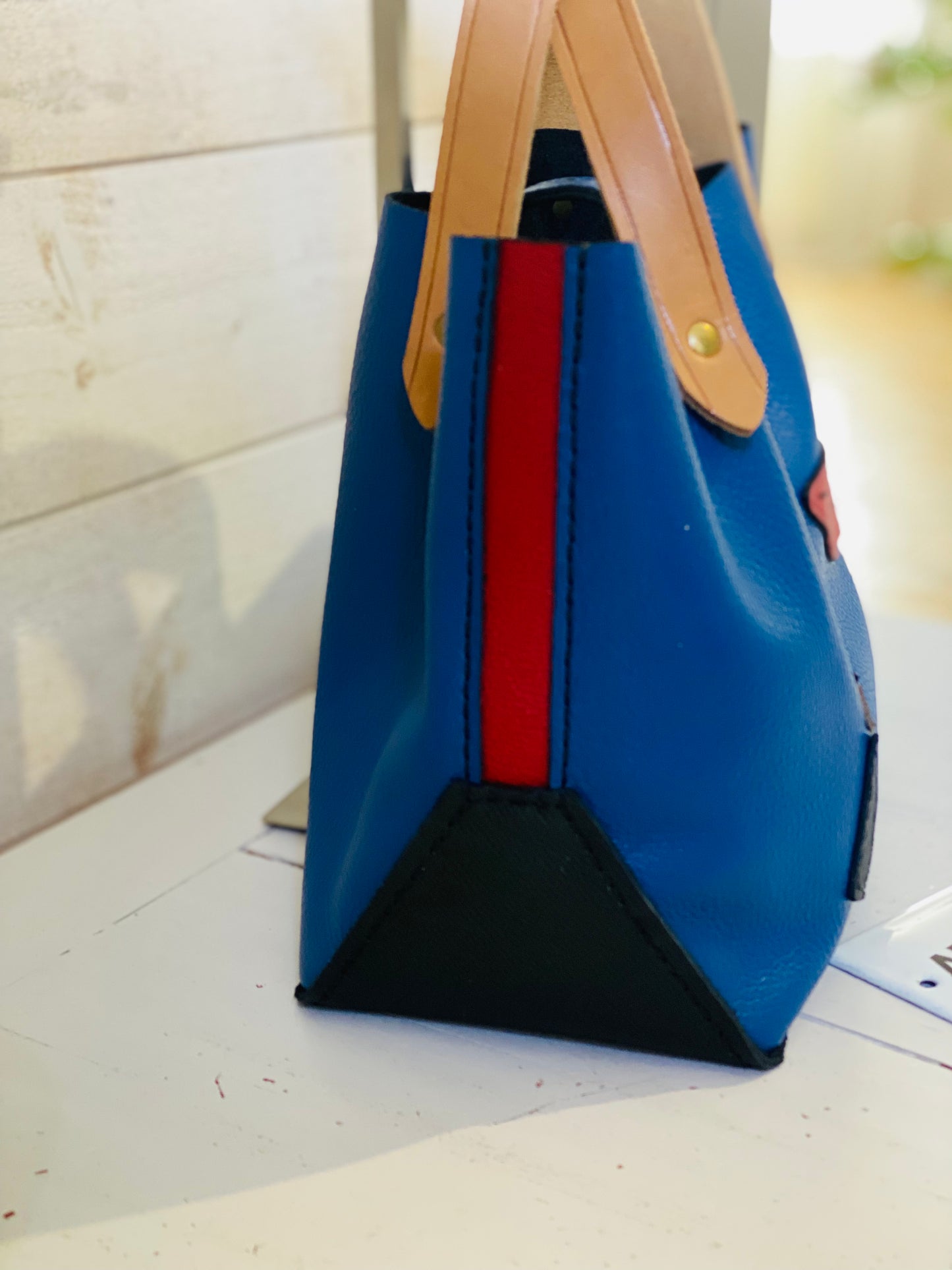 LIPSTICK sac cuir grainé porté main