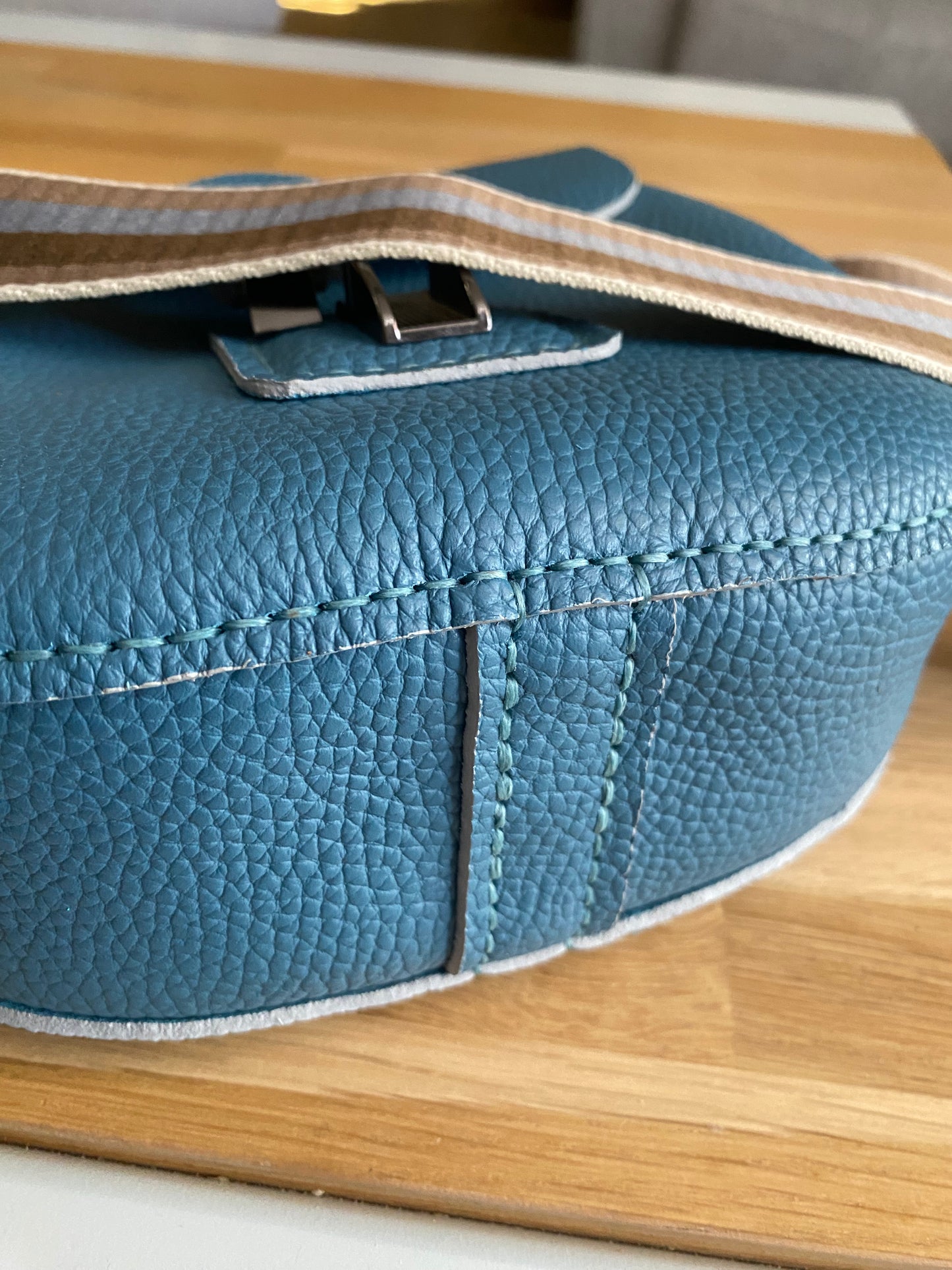 RONDO cuir grainé bleu