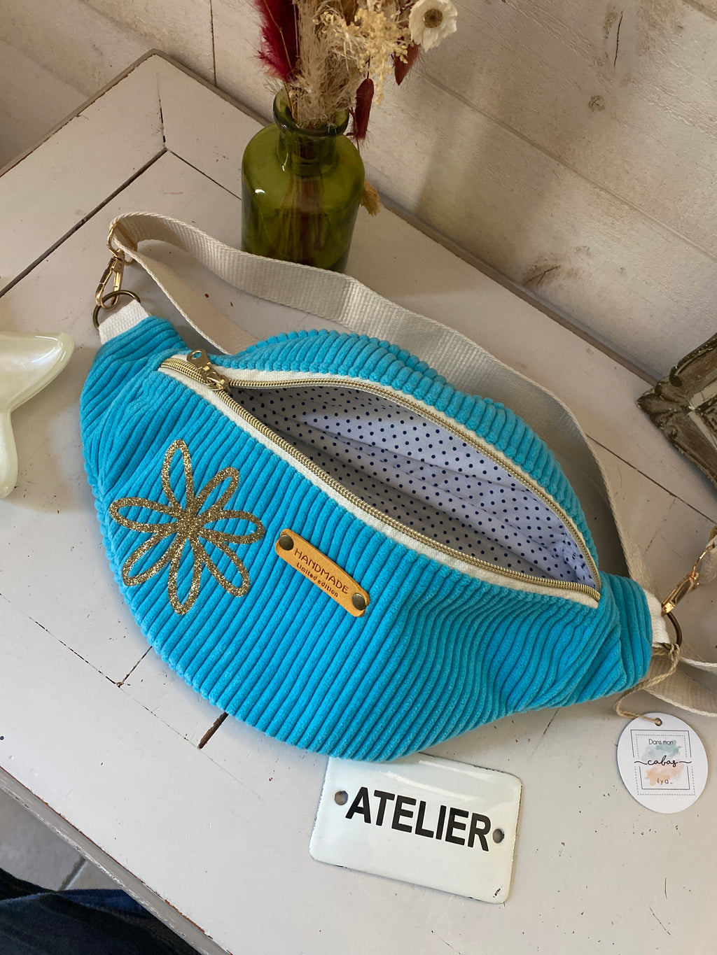 BANANE velours , doublée coton , turquoise.