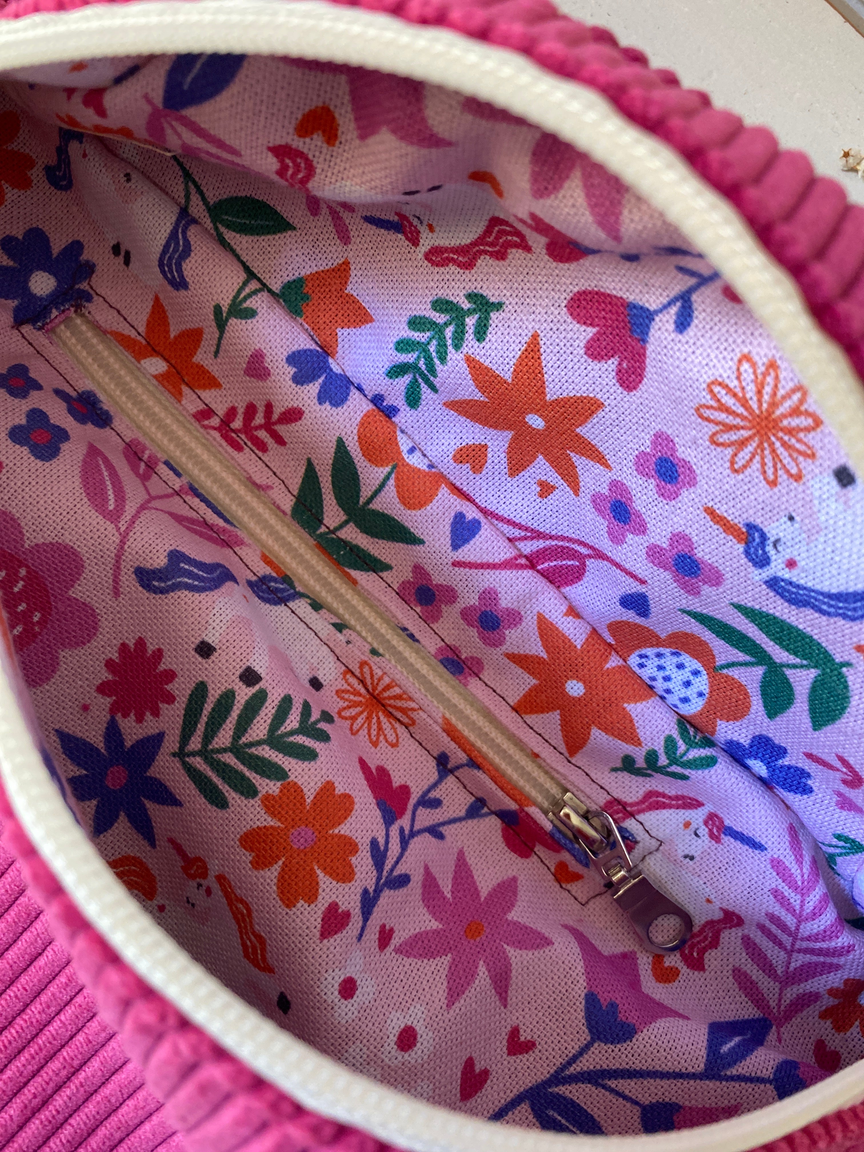 BANANE velours rose , doublée licorne , avec poche intérieure