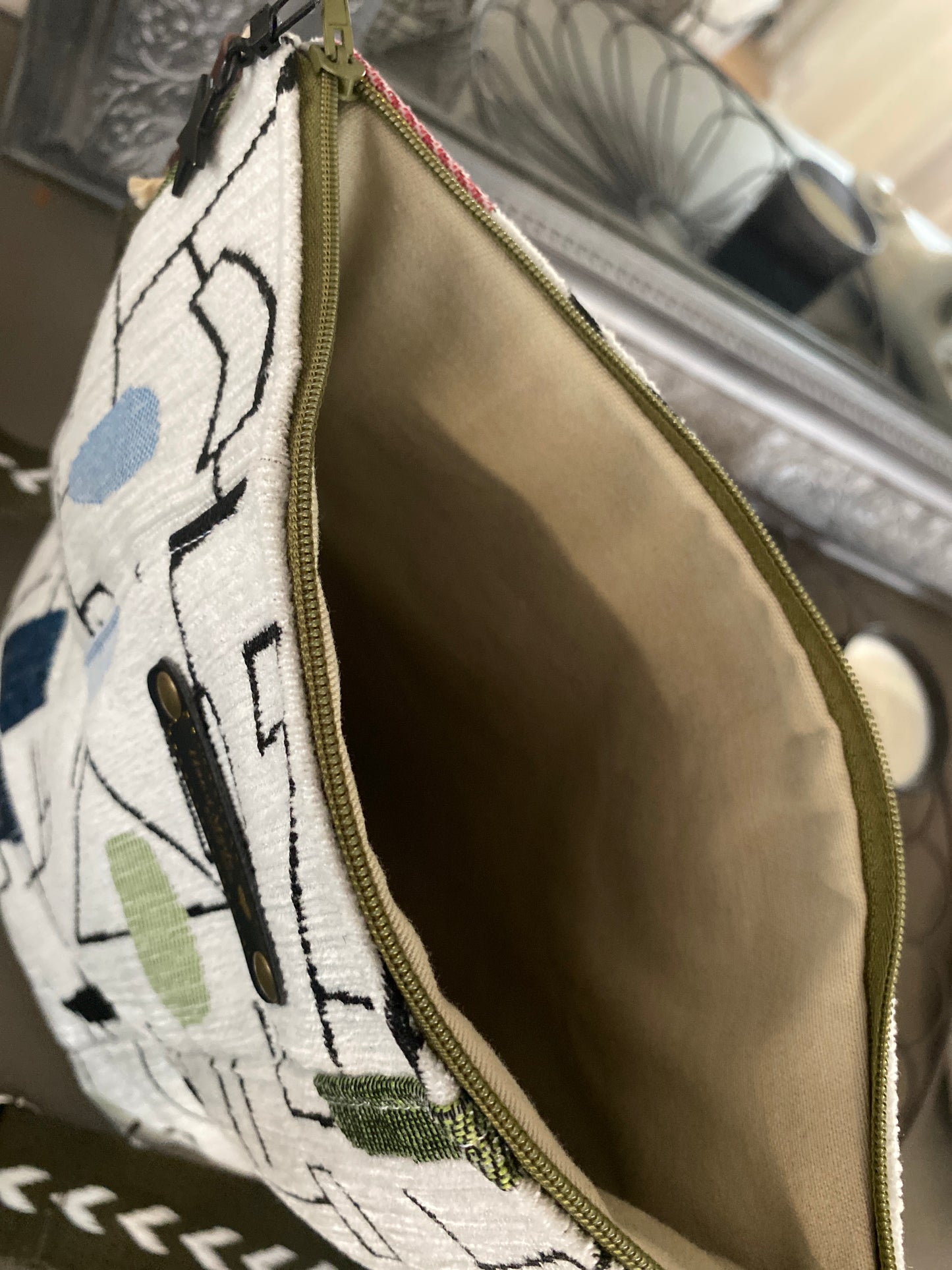 KUBIK Sac bandoulière aspect velours.