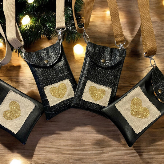 POCHETTES SMARTPHONE , simili croco noir , sangle coton réglable et amovible .