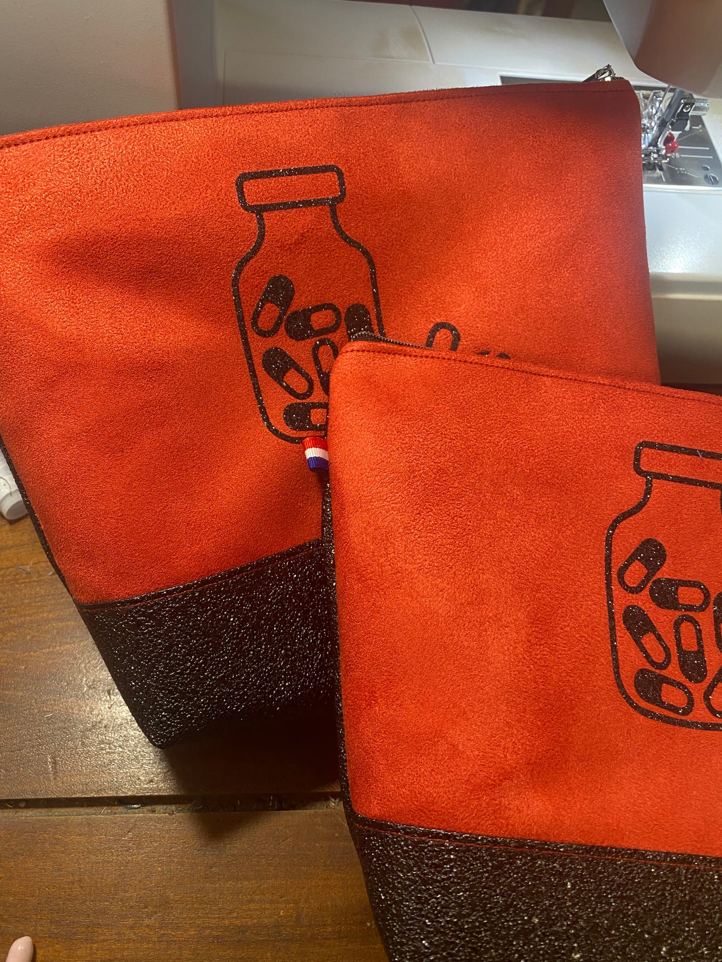 Trousse à pharmacie zippée