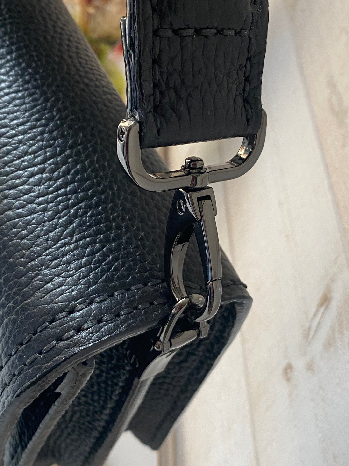 CHIC , mini sac cuir porté main 💄